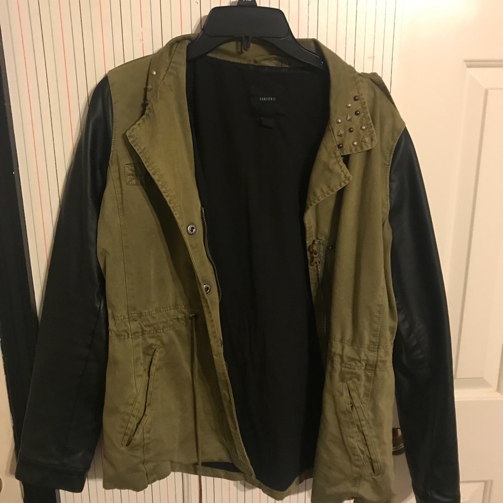 FOREVER 21 COTTON/LEATHER JACKET